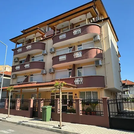 Гостевой дом мила 2 *