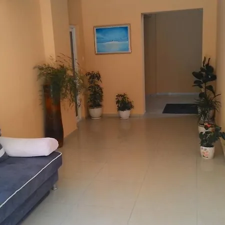 мила 2 Приморско